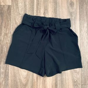 ATHLETA Destination Tie Waist Short
